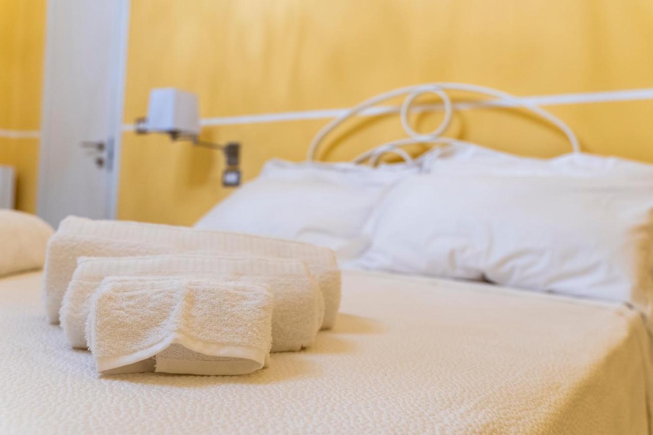 A Casa Dei Miei Hotel San Pietro Vernotico Kültér fotó