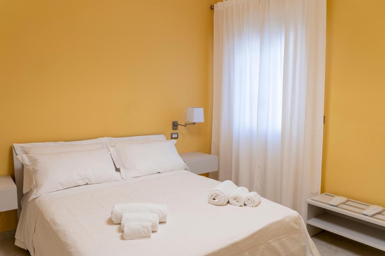A Casa Dei Miei Hotel San Pietro Vernotico Kültér fotó