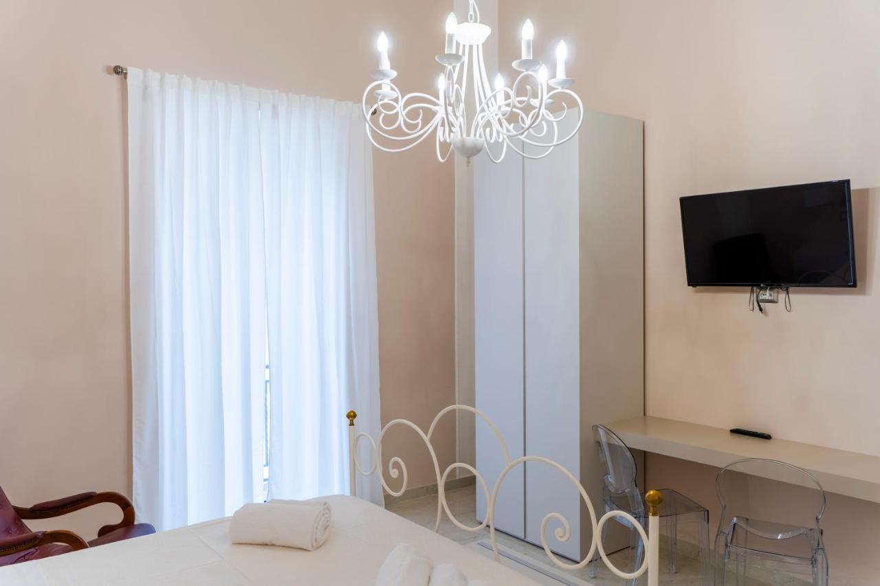 A Casa Dei Miei Hotel San Pietro Vernotico Kültér fotó