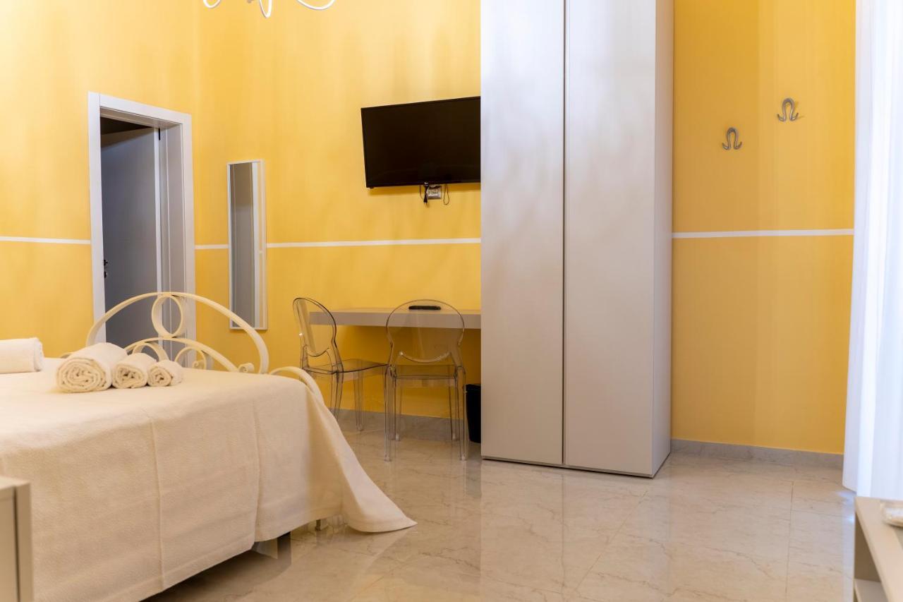 A Casa Dei Miei Hotel San Pietro Vernotico Kültér fotó