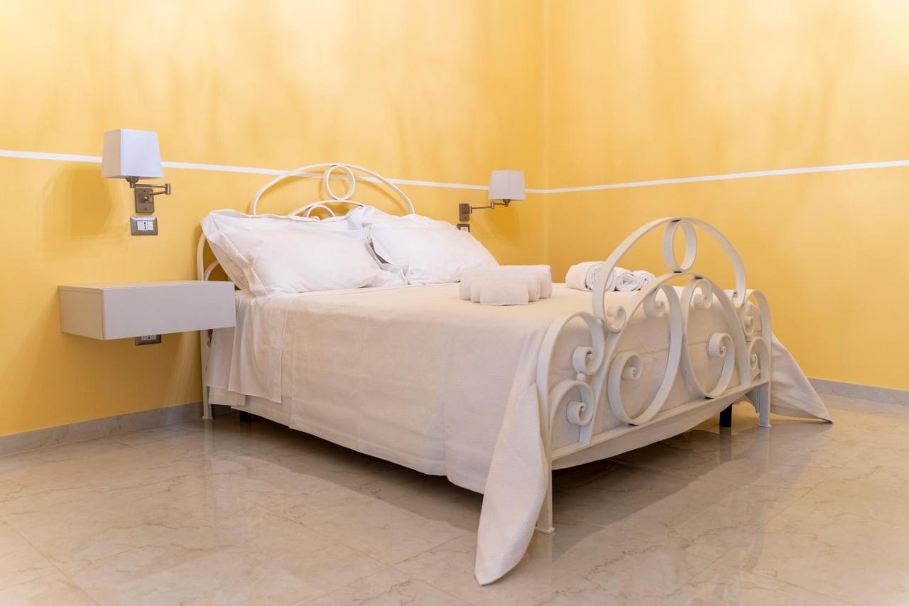 A Casa Dei Miei Hotel San Pietro Vernotico Kültér fotó