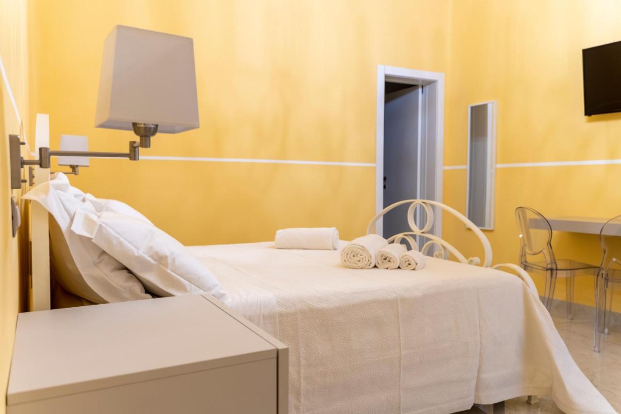 A Casa Dei Miei Hotel San Pietro Vernotico Kültér fotó