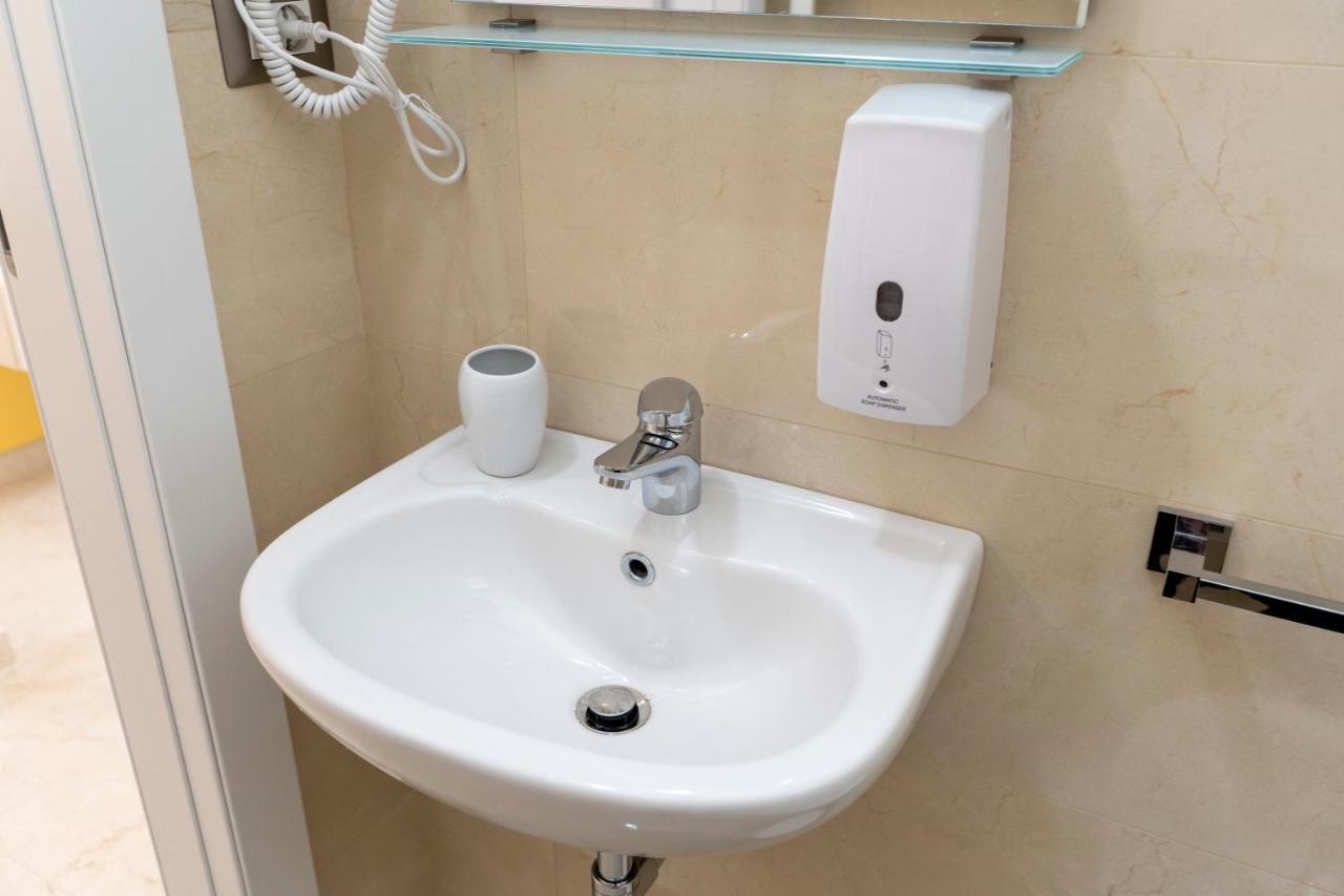 A Casa Dei Miei Hotel San Pietro Vernotico Kültér fotó